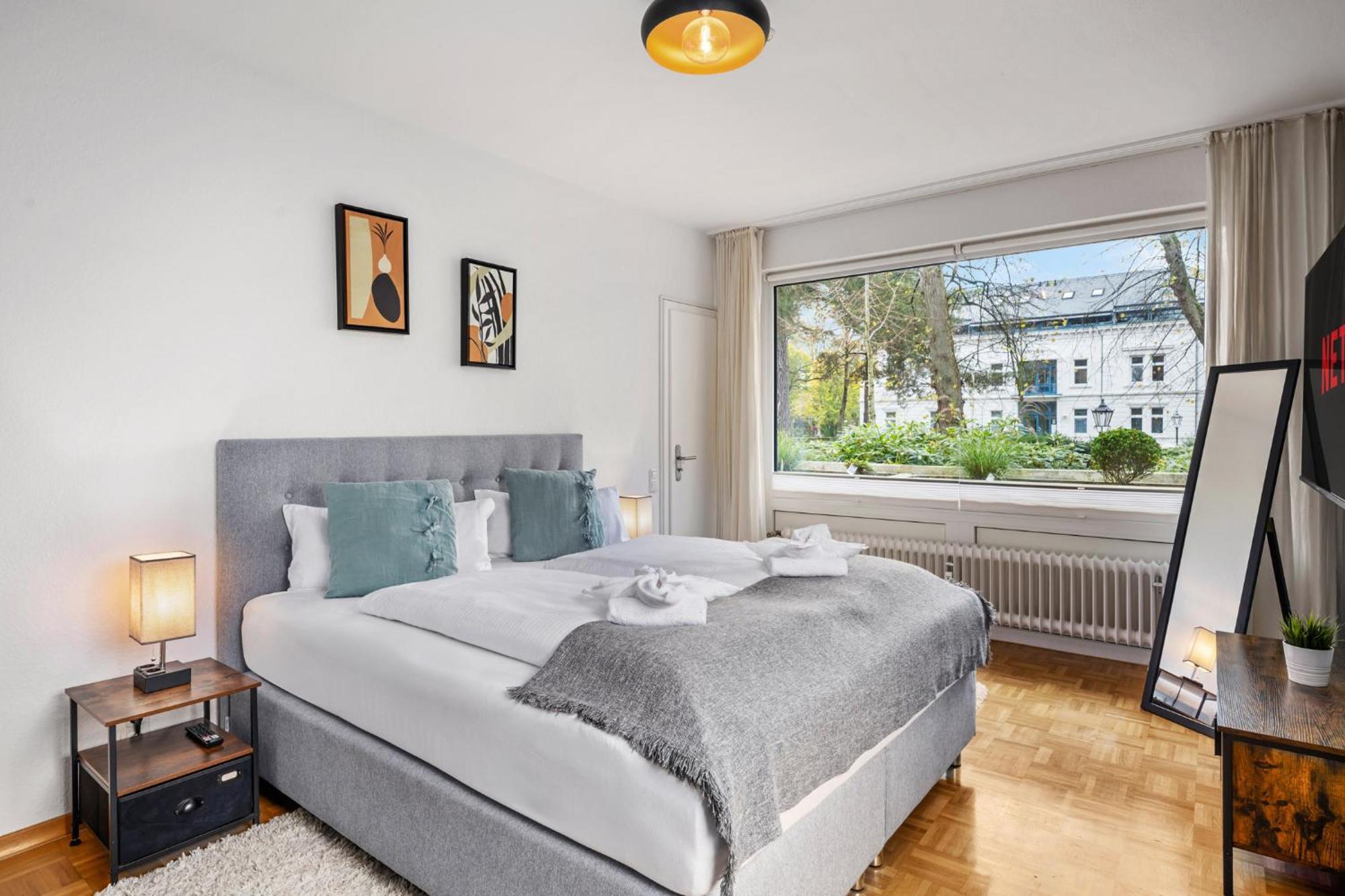 Stilvolle Stadtoase, 116 Qm, Parkblick, Wassernah, Parkplatz Вильгельмсхафен Экстерьер фото